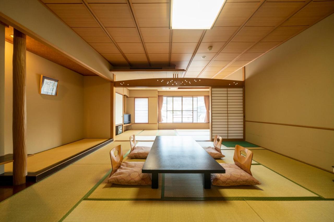 Hotel Miya Rikyu Hacukaiči Exteriér fotografie